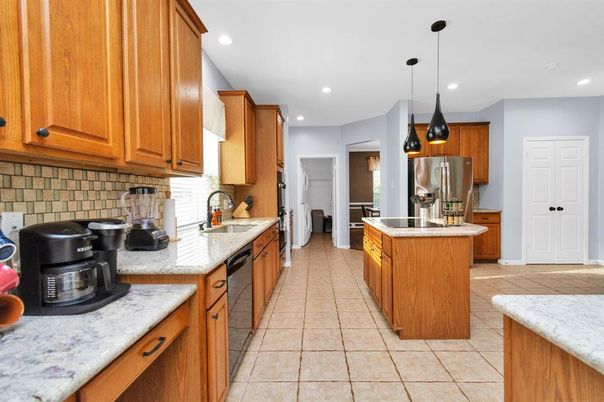 Interior, Kitchen, Pendant Lights, Recessed Lighting, Stainless Steel Appliances