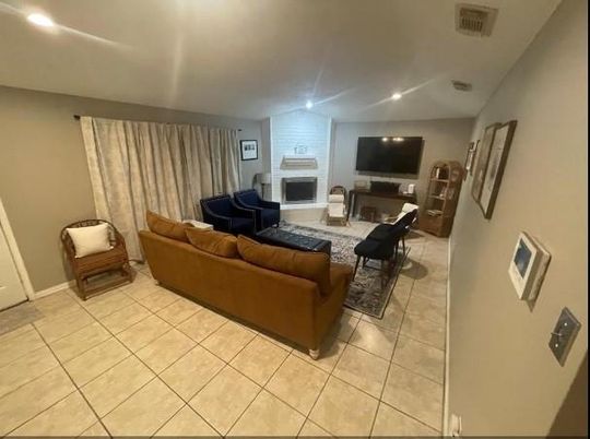 Fireplace, Interior, Living room, Recessed Lighting