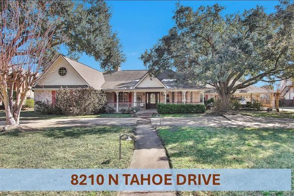 Backyard, Exterior, Facade, Ranch