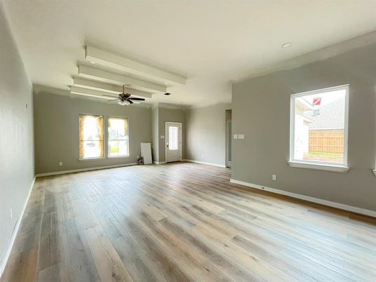 Empty room, Interior, Recessed Lighting, Wood Texture Flooring