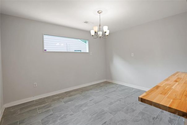 Chandelier, Empty room, Interior, Pendant Lights