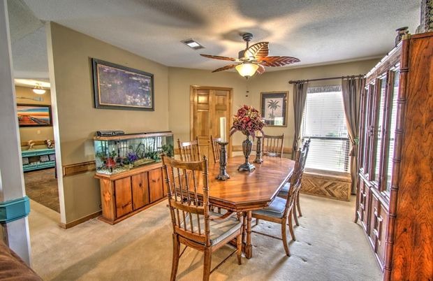 Dining room, Interior