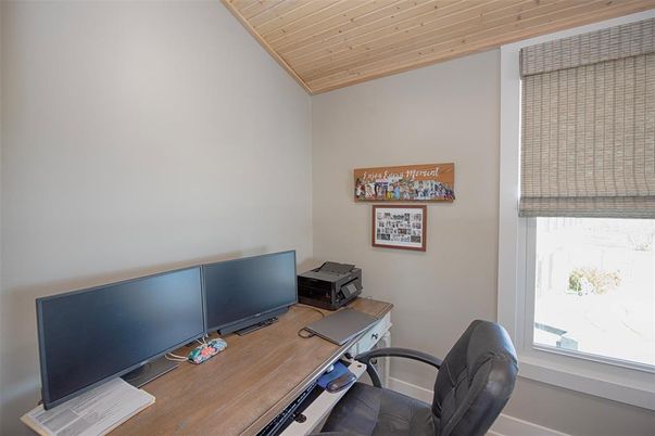 Home Office, Interior, Wooden Ceilings