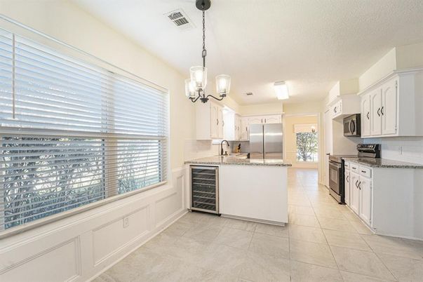 Interior, Kitchen, Pendant Lights, Stainless Steel Appliances