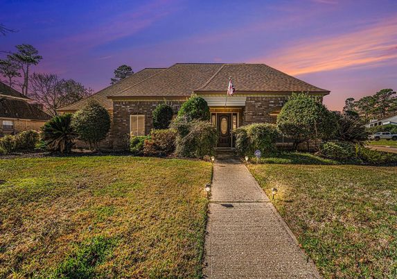 Exterior, Facade, Brick Facade, French Provincial