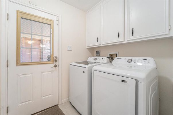 Interior, Washer
