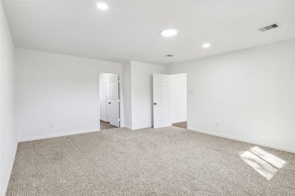 Empty room, Interior, Recessed Lighting