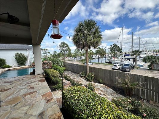 Exterior, Pool, Water