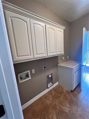 Interior, Washer