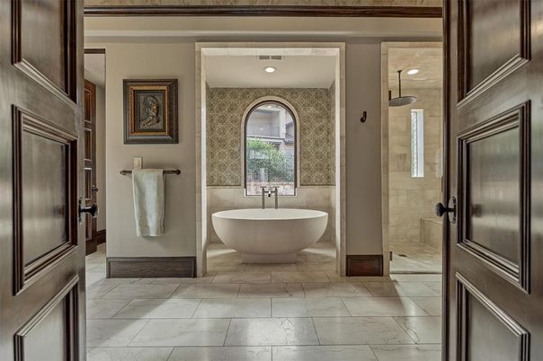 Bathroom, Free Standing Baths, Interior, Marble, Recessed Lighting