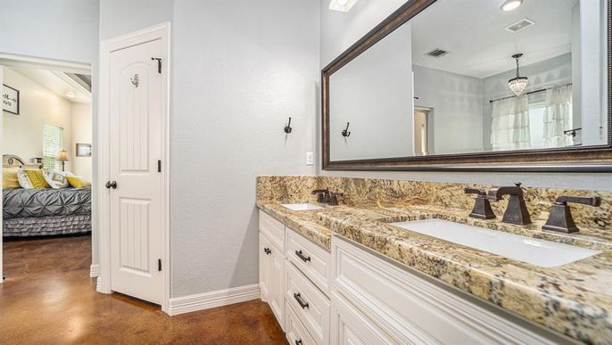 Bathroom, Bedroom, Dual Sink Vanities, Interior, Pendant Lights, Recessed Lighting