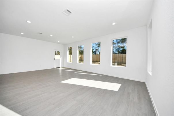 Empty room, Interior, Recessed Lighting, Wood Texture Flooring