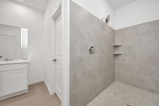 Bathroom, Interior, Recessed Lighting, Wood Texture Flooring