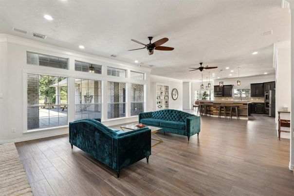 Interior, Kitchen, Living room, Pendant Lights, Recessed Lighting, Wood Texture Flooring