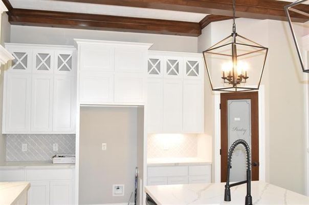 Chandelier, Interior, Kitchen, Pendant Lights, Wooden Beams