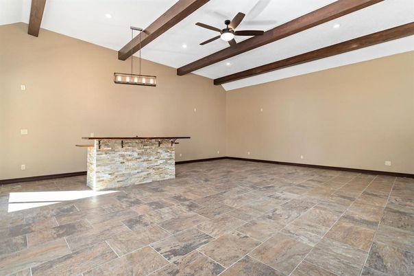 Empty room, Interior, Pendant Lights, Recessed Lighting, Wooden Beams
