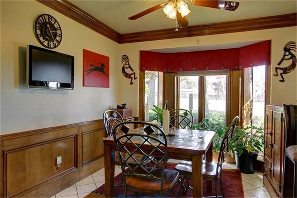 Dining room, Interior