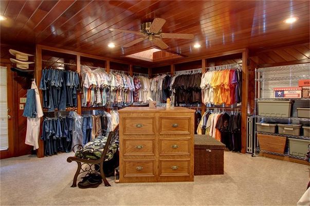 Interior, Recessed Lighting, Walk-in Closets, Wooden Ceilings