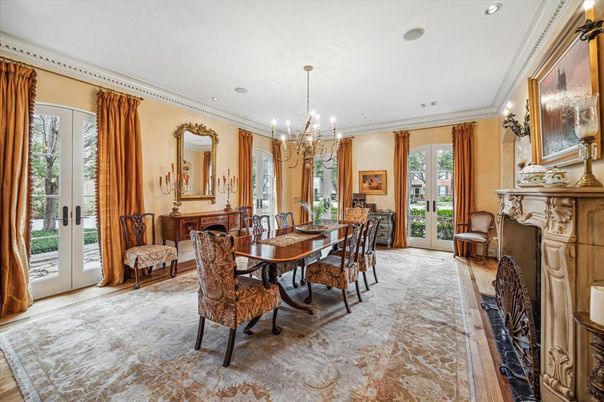 Chandelier, Dining room, Fireplace, Interior, Recessed Lighting