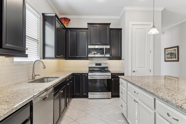 Interior, Kitchen, Pendant Lights, Stainless Steel Appliances