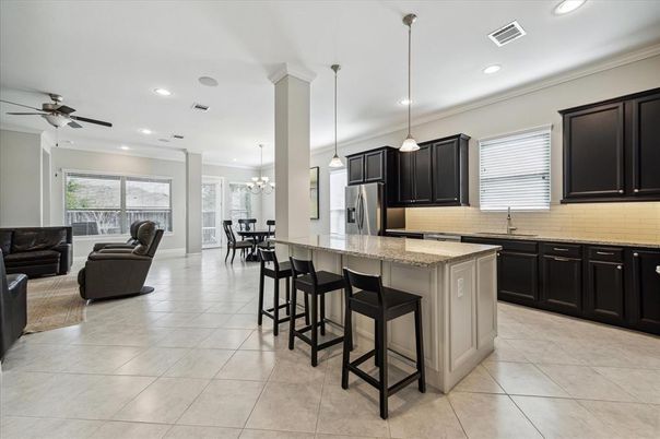 Chandelier, Dining room, Interior, Kitchen, Living room, Pendant Lights, Recessed Lighting