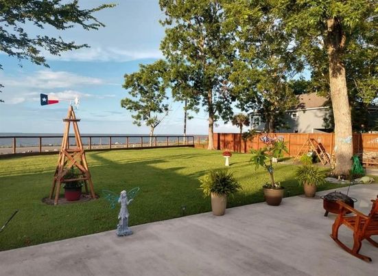 Backyard, Exterior, Water