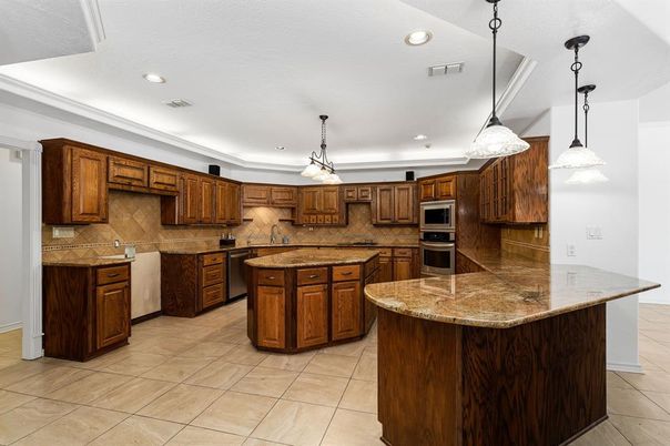 Interior, Kitchen, Pendant Lights, Recessed Lighting, Stainless Steel Appliances