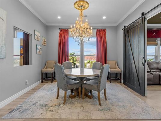 Chandelier, Dining room, Interior, Recessed Lighting, Wood Texture Flooring