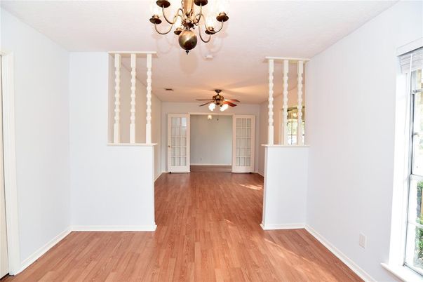 Chandelier, Empty room, Interior, Wood Texture Flooring