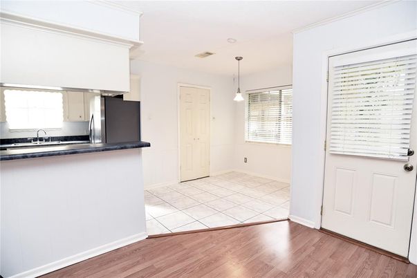Interior, Kitchen, Pendant Lights, Wood Texture Flooring