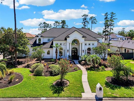 Backyard, Exterior, Facade, Mediterranean