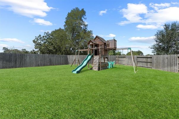 Backyard, Exterior, Playground