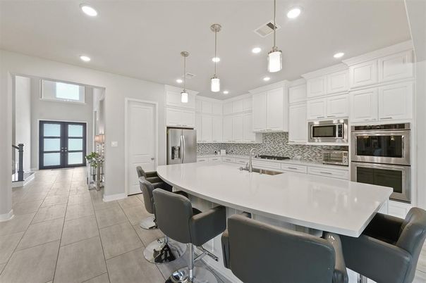 Interior, Kitchen, Pendant Lights, Recessed Lighting, Stainless Steel Appliances