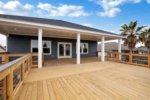 Exterior, Wood Texture Flooring