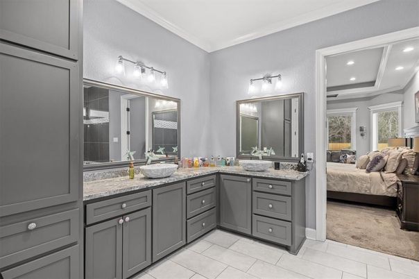 Bathroom, Bedroom, Dual Sink Vanities, Interior, Recessed Lighting
