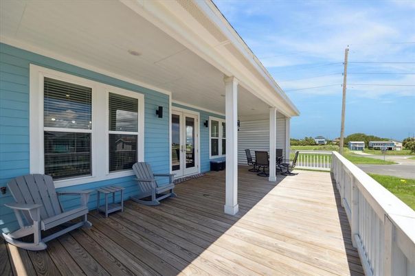 Exterior, Wood Texture Flooring