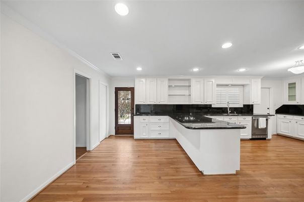 Interior, Kitchen, Recessed Lighting, Wood Texture Flooring
