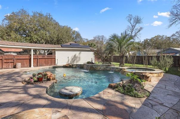 Exterior, Pool, Solar Panels
