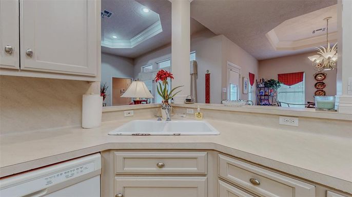 Chandelier, Interior, Kitchen, Recessed Lighting