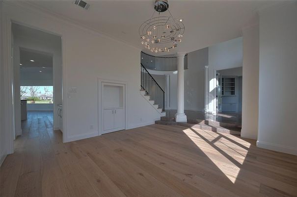 Interior, Pendant Lights, Recessed Lighting, Wood Texture Flooring