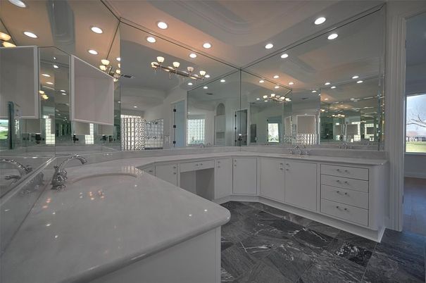 Bathroom, Dual Sink Vanities, Interior, Marble, Pendant Lights, Recessed Lighting