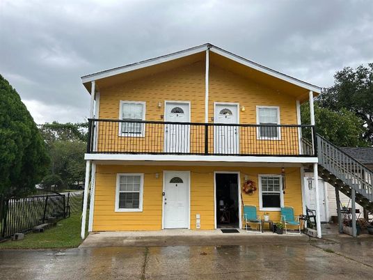 Exterior, Facade, American Craftsman