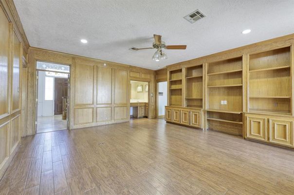 Empty room, Interior, Recessed Lighting, Wood Texture Flooring, Wooden Walls