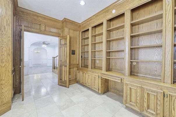 Interior, Recessed Lighting, Wooden Walls