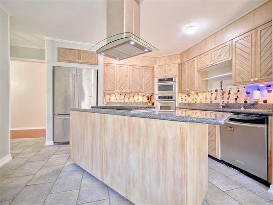Interior, Kitchen, Stainless Steel Appliances