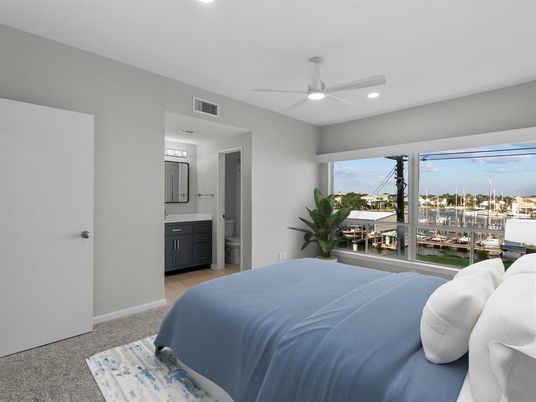 Bathroom, Bedroom, Interior, Recessed Lighting