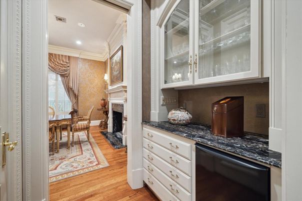 Dining room, Fireplace, Interior, Kitchen, Recessed Lighting, Wood Texture Flooring