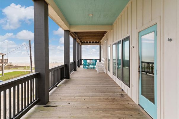 Exterior, Recessed Lighting, Wood Texture Flooring
