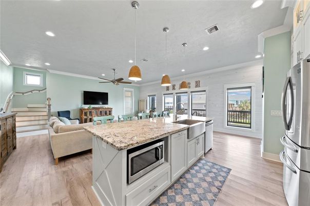 Interior, Kitchen, Living room, Pendant Lights, Recessed Lighting, Wood Texture Flooring