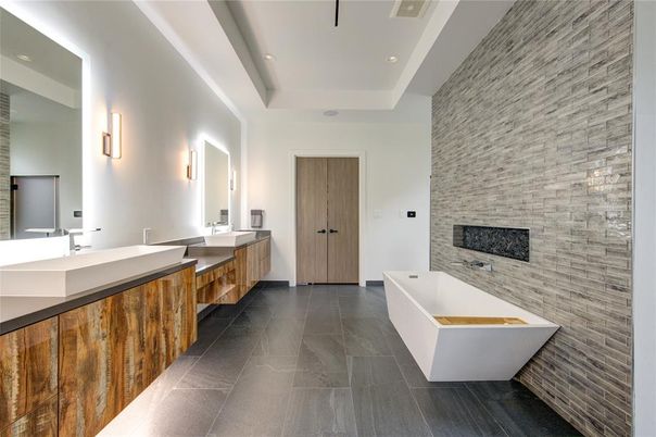 Bathroom, Dual Sink Vanities, Free Standing Baths, Interior, Recessed Lighting, Stone Walls